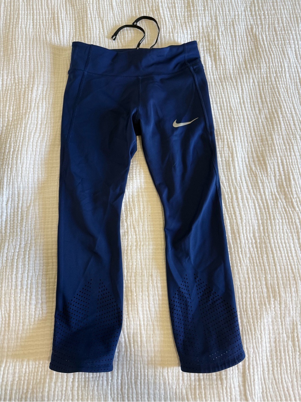 Nike Women’s Royal Blue Athletic Capri Leggings